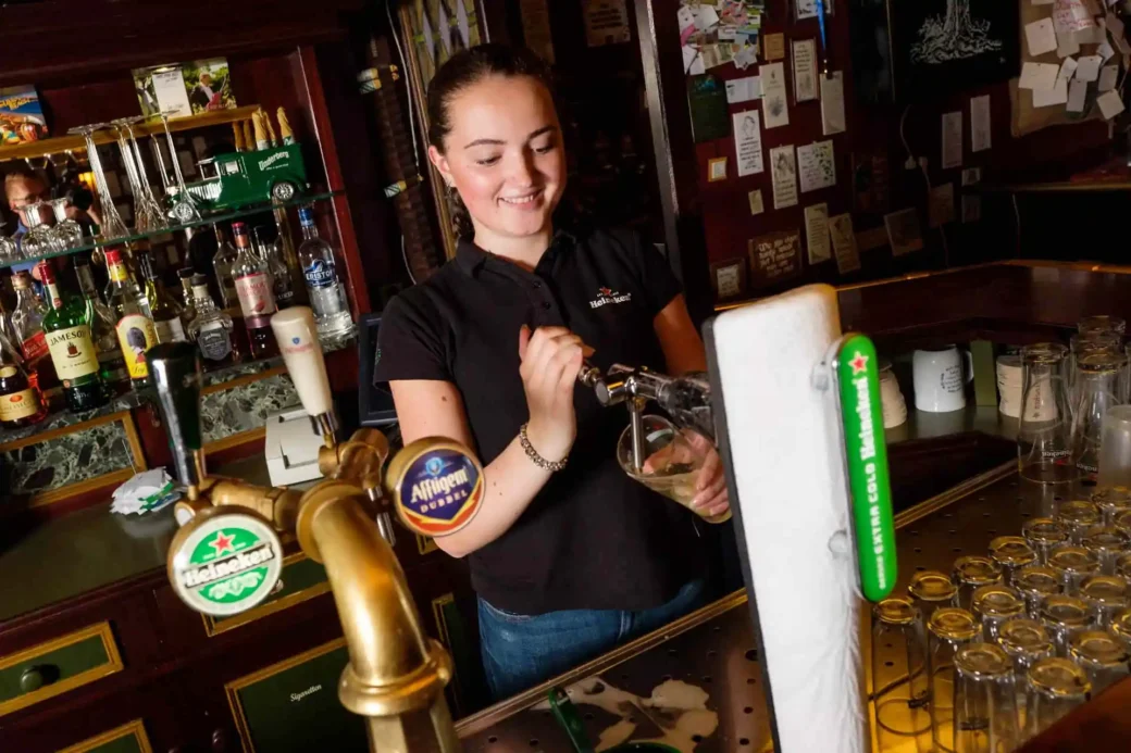 Wettelijke arbeidstijden in de horeca